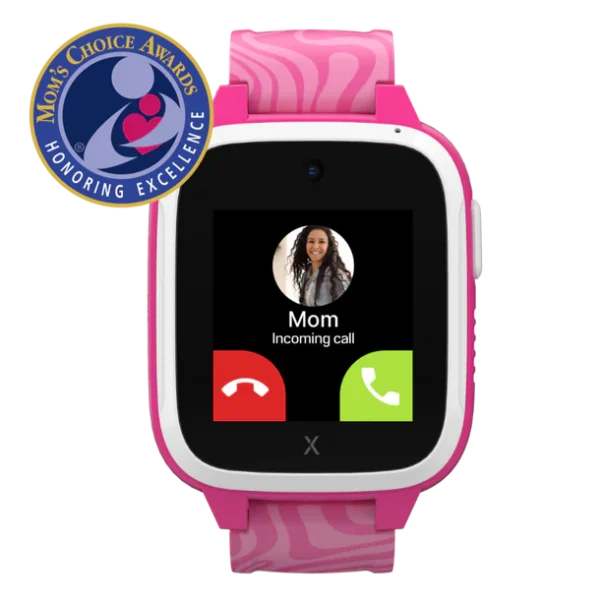 Mom_s_Choice_Award_XGO3_Left_610x_crop_center XGO3 kids’ smart watch _ Xplora