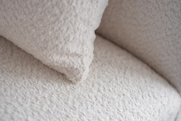 Imola Couch _ Acanva